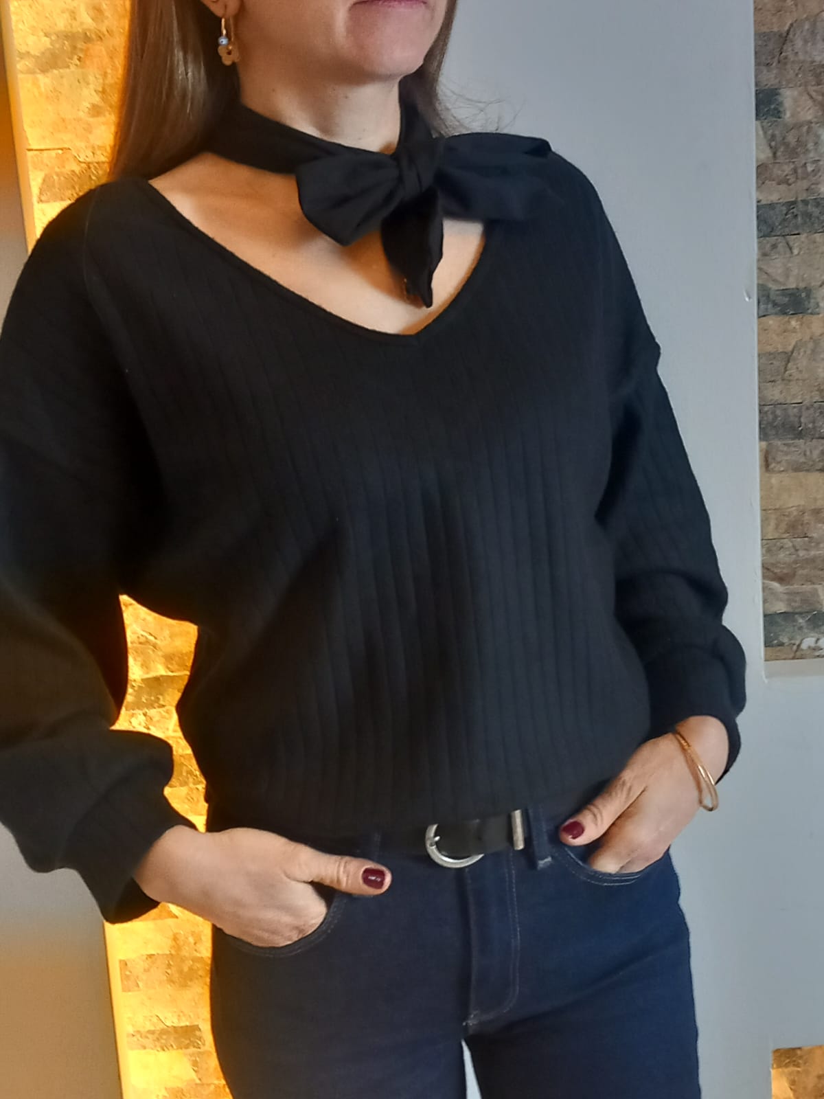 UZUN KOLLU V YAKA KURDELA DETAYLI KAŞKORSE BLUZ